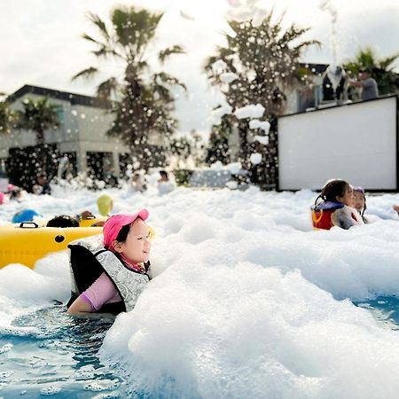 Pool And Villa Sorang Jeju Exterior photo