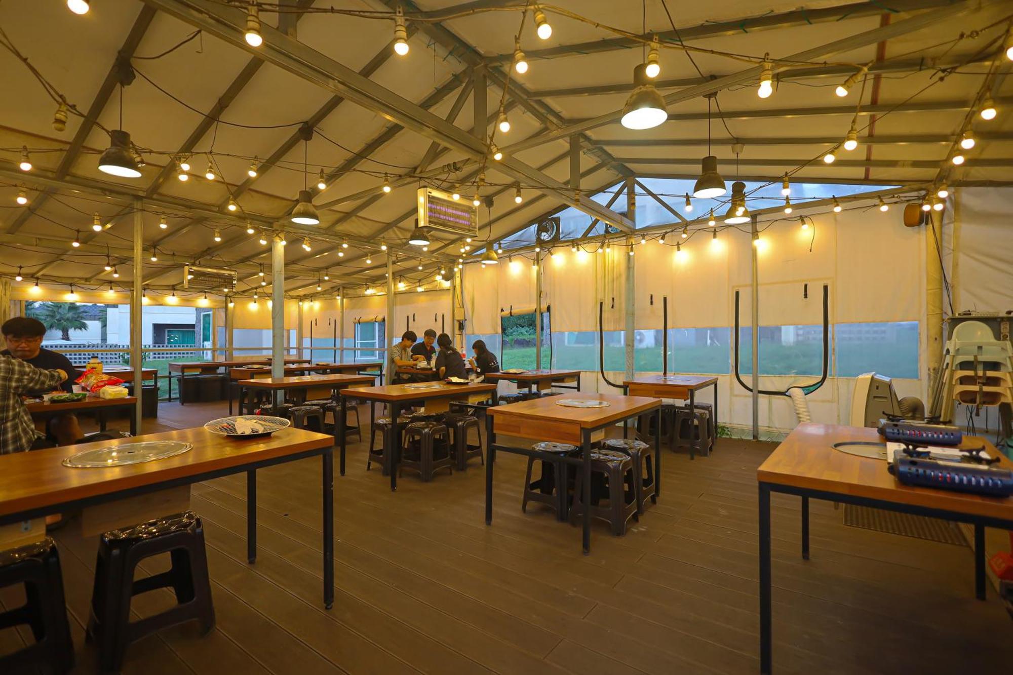 Pool And Villa Sorang Jeju Exterior photo